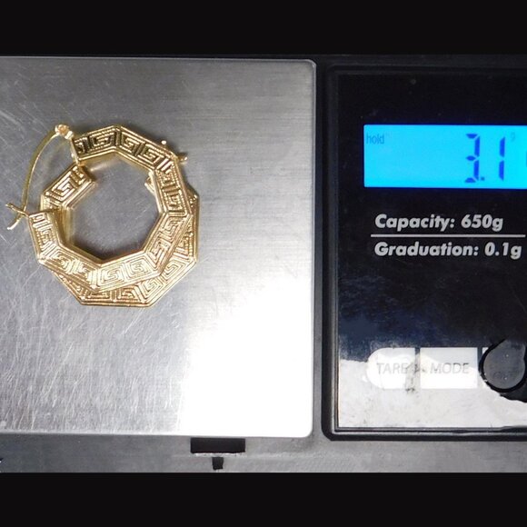 Stunning Vintage 14K Gold Greek Key Hoop Earrings, Stamped 14K, 3.1 grams - Picture 4 of 4